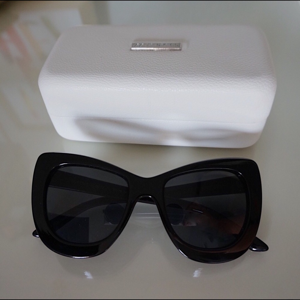 Le Specs Queenie Sunglasses cat eye